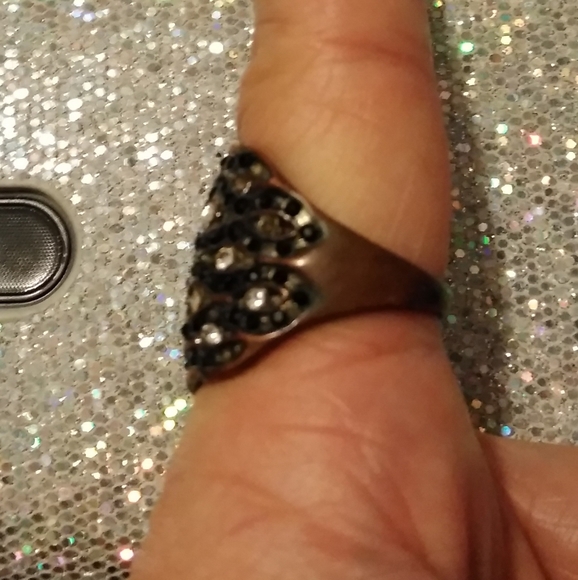 🥂10/16/20 HP🥂 Heavy Material Costume Ring - Picture 2 of 8